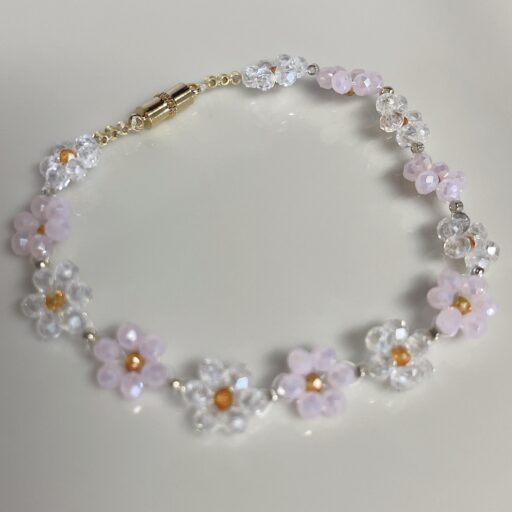 フラワービーズブレスレット🌸🌸💛